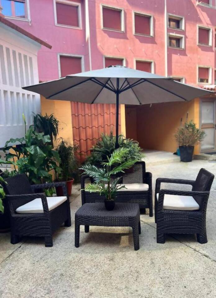 Apartamento Centrico Cerca De La Playa Bueu Εξωτερικό φωτογραφία