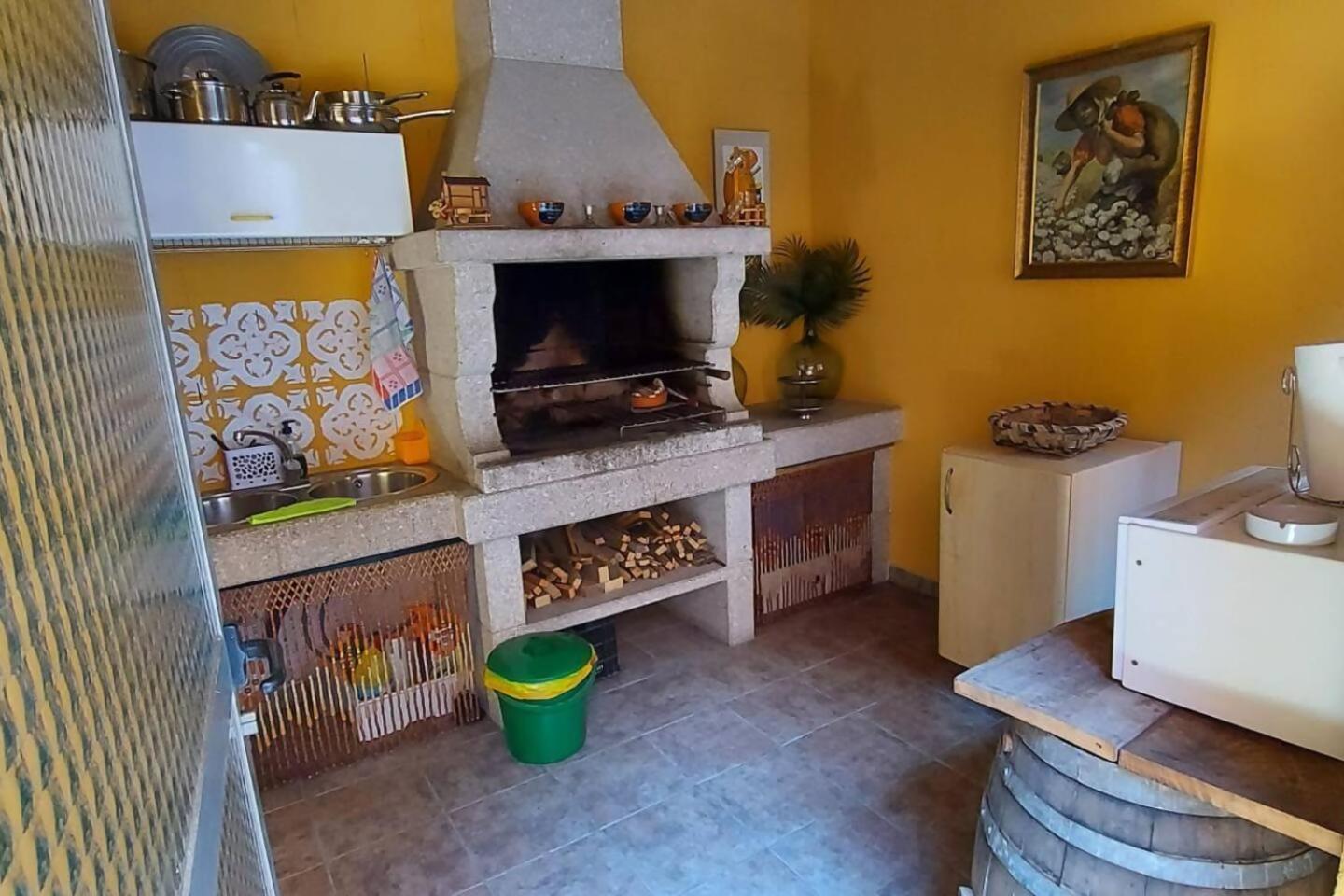 Apartamento Centrico Cerca De La Playa Bueu Εξωτερικό φωτογραφία