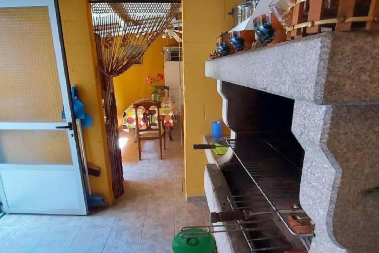 Apartamento Centrico Cerca De La Playa Bueu Εξωτερικό φωτογραφία